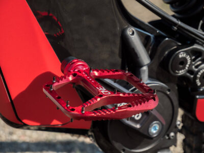 R15C gloss black red custom pedals