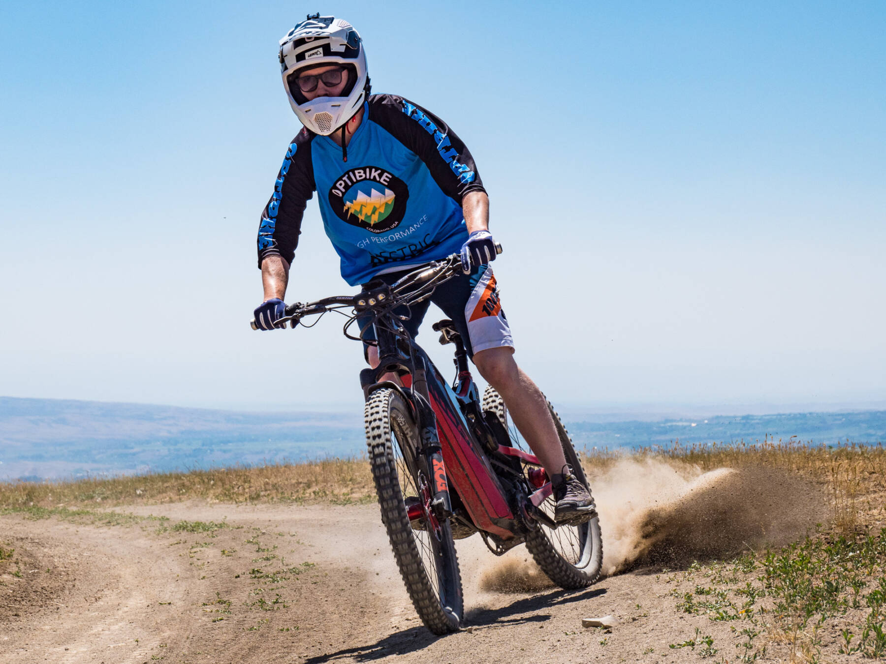 R17 EMTB » Optibike Performance E-Bikes