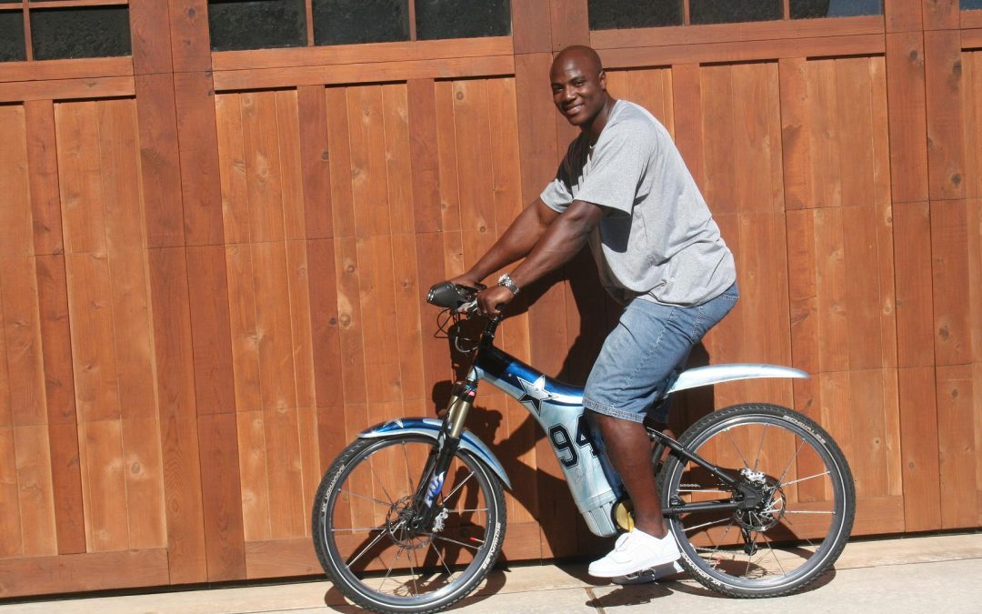 Dallas Cowboys DeMarcus Ware rides an electric bike?